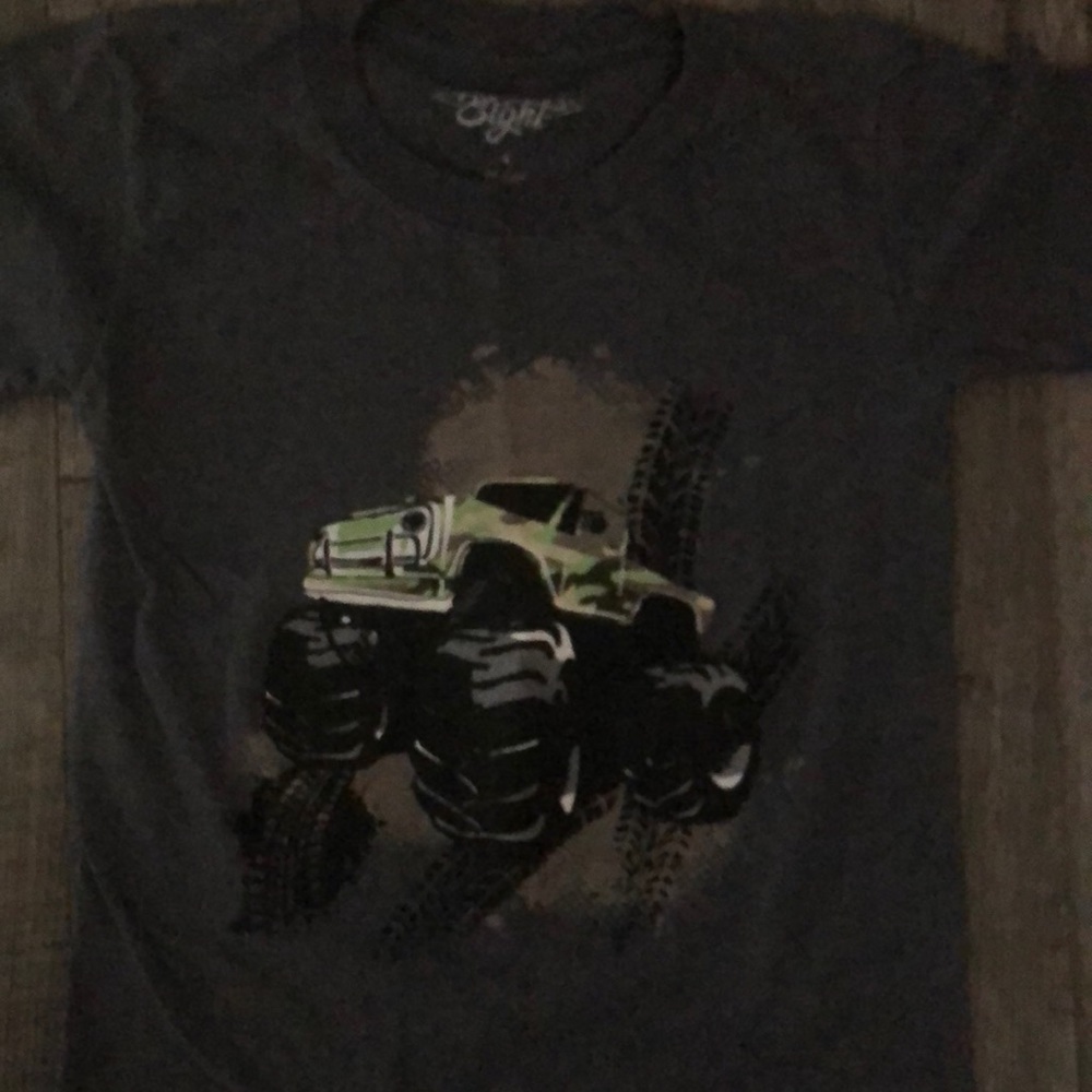 Boys size 4